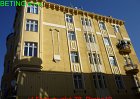 p1000697